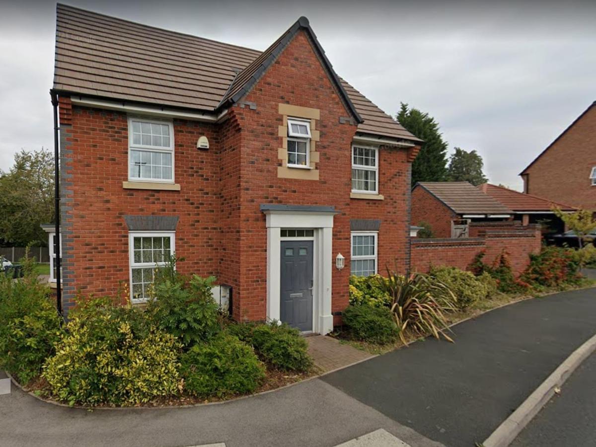 Holiday home Away From French Luxury In Birmingham